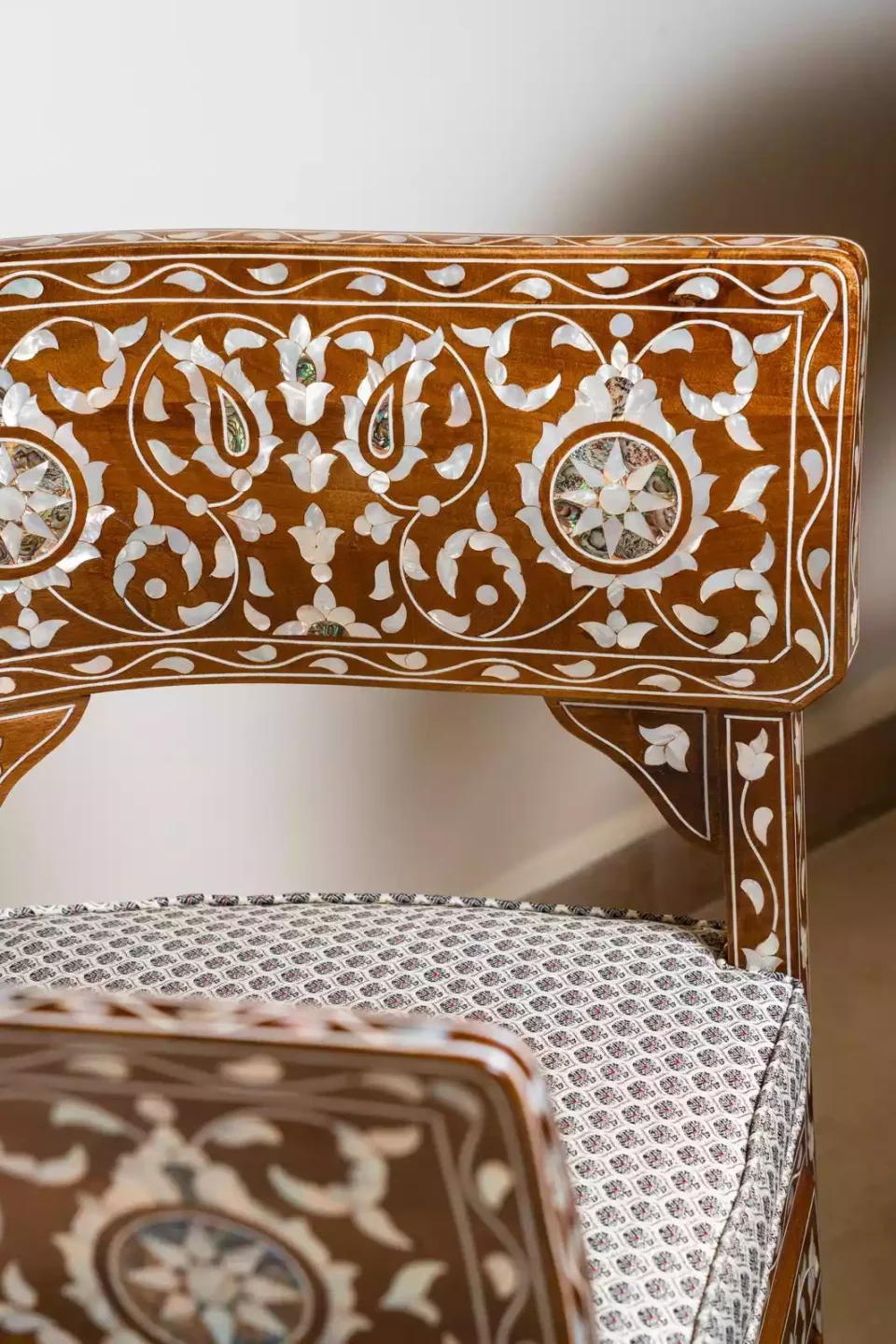 Damascus corner set with two chairs, a table and mirror inlaid with mother-of-pearl