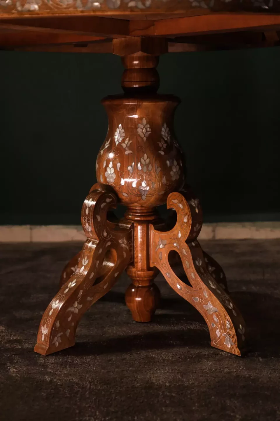 Round table carved and inlaid with mother-of-pearl