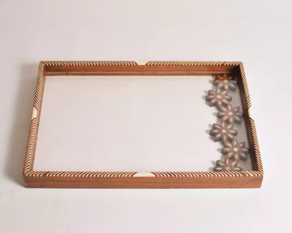 HANDMADE Unique TRAY A STUNNING FUSION OF ACRYLIC & WOODEN INLAID WITH PEARL