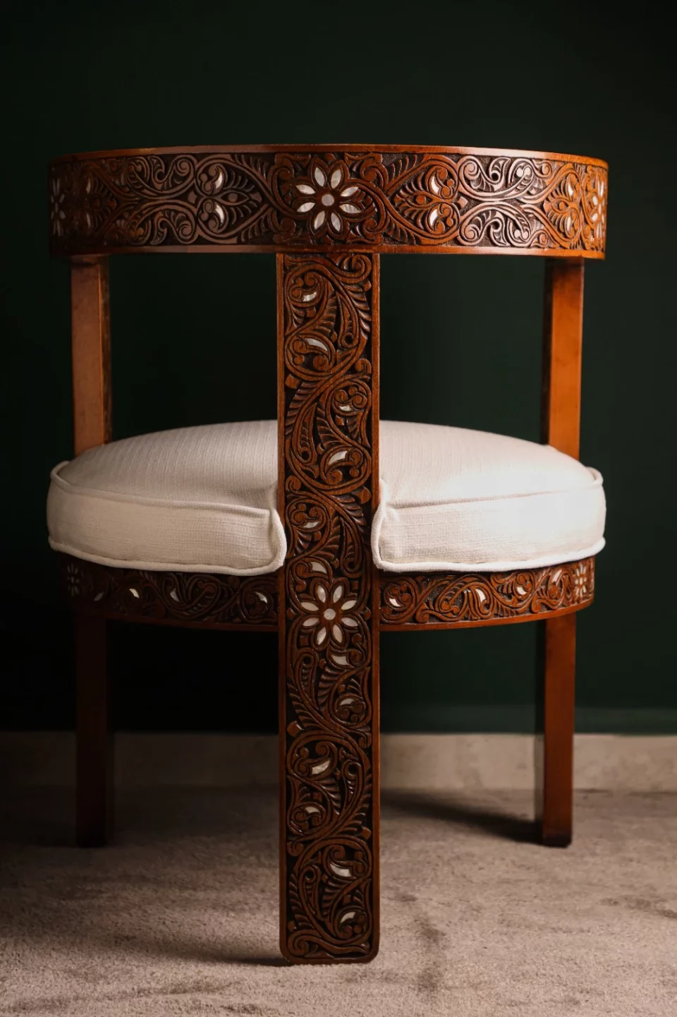 Chair set, handcrafted with Fatimid engraving and inlaid with natural mother-of-pearl (Jasmine)