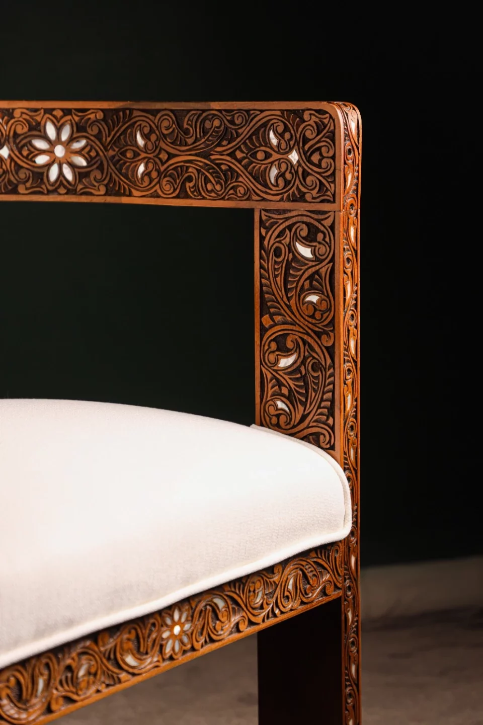 Chair set, handcrafted with Fatimid engraving and inlaid with natural mother-of-pearl (Jasmine)