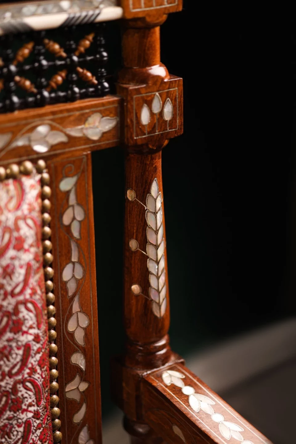 Luxury handmade Damascene living room set inlaid with natural pearls (Damascus)