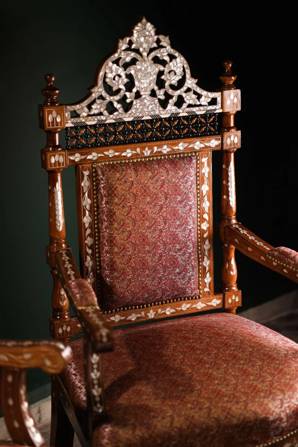 Luxury handmade Damascene living room set inlaid with natural pearls (Damascus)