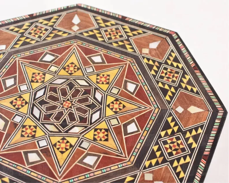 jewelry box Handmade octagonal in walnut with mother-of-pearl inlay mosaic