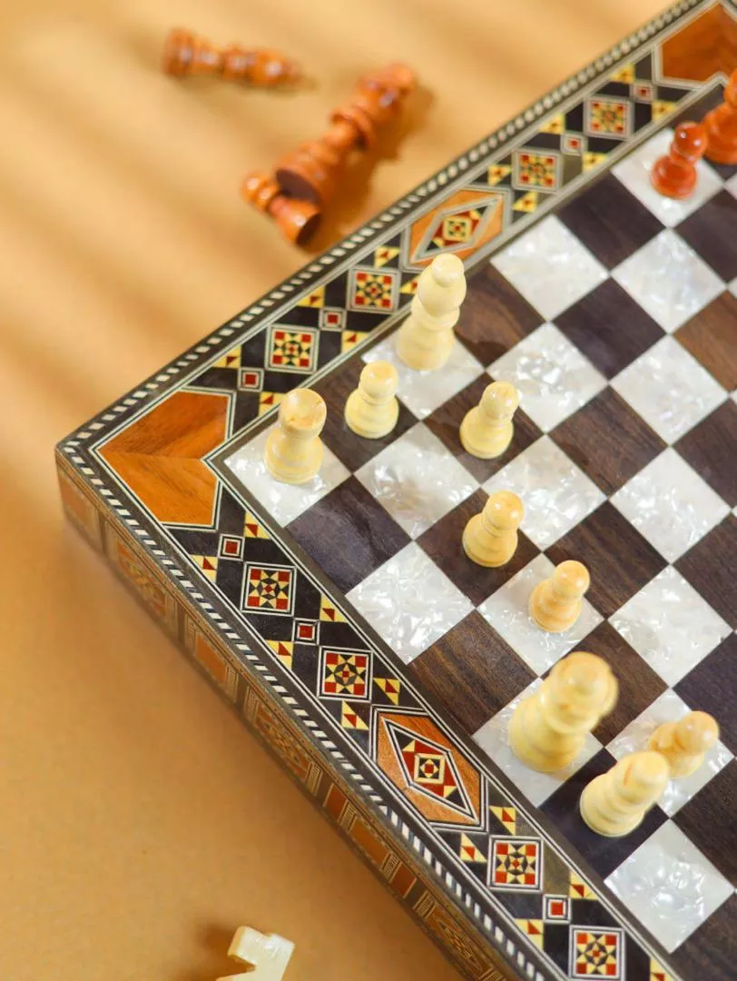 IMG-20251119-WA0009 Mosaic Chessboard with Natural Mother-of-Pearl Inlay – A Handmade Masterpiece from the Finest Woods