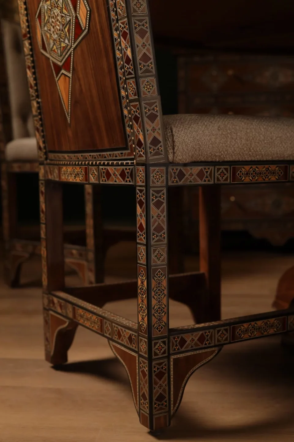 Handcrafted Mosaic Dining Room Set Inlaid with Natural Mother‑of‑Pearl – Soul of Damascus | Luxury Damascene Furniture