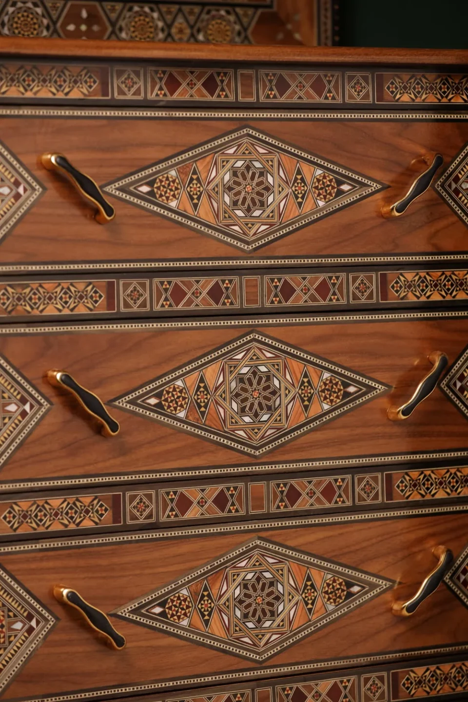 Handcrafted Mosaic Dining Room Set Inlaid with Natural Mother‑of‑Pearl – Soul of Damascus | Luxury Damascene Furniture