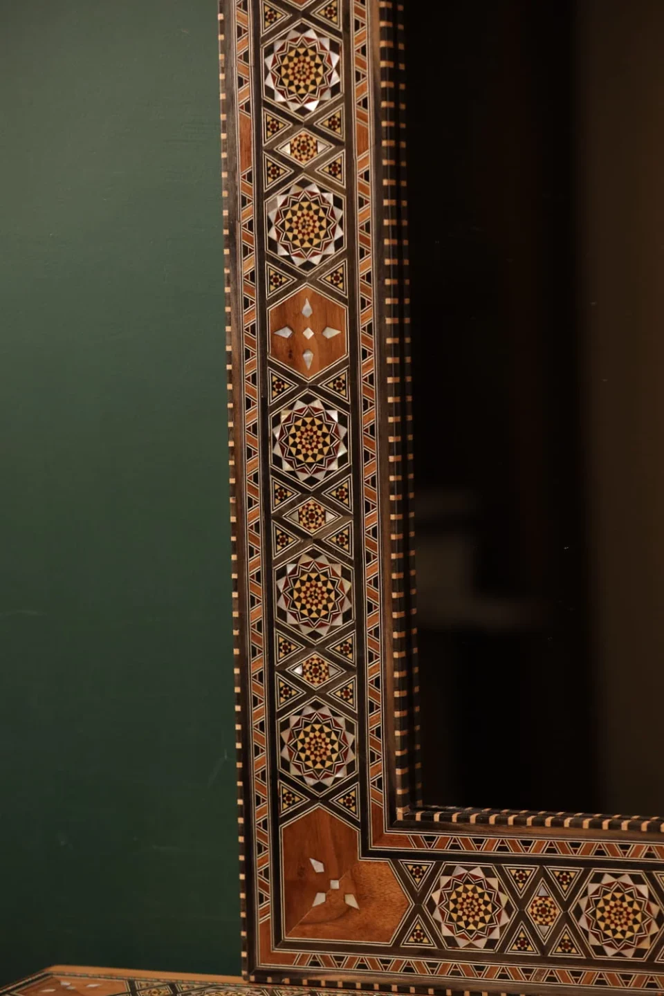 Handcrafted Mosaic Dining Room Set Inlaid with Natural Mother‑of‑Pearl – Soul of Damascus | Luxury Damascene Furniture