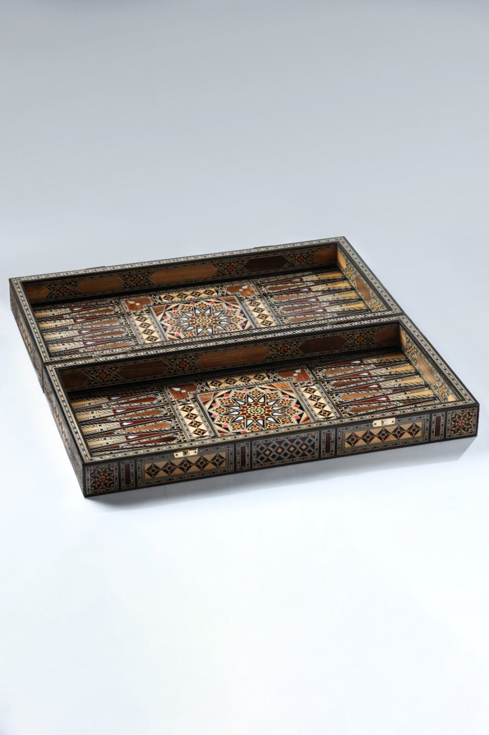 WhatsApp Image 2026-10-29 at 2.49.07 PM 21" wooden Chess set & backgammon set handmade board hand inlay with mother of pearls Chess gift board