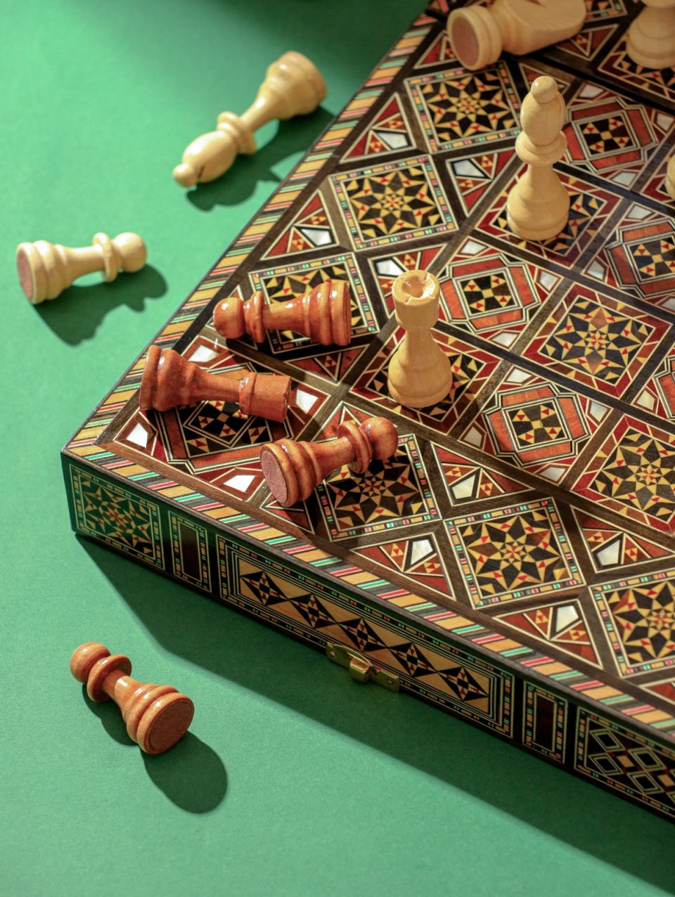 WhatsApp Image 2026-10-29 at 2.49.08 PM (4) 21" wooden Chess set & backgammon set handmade board hand inlay with mother of pearls Chess gift board